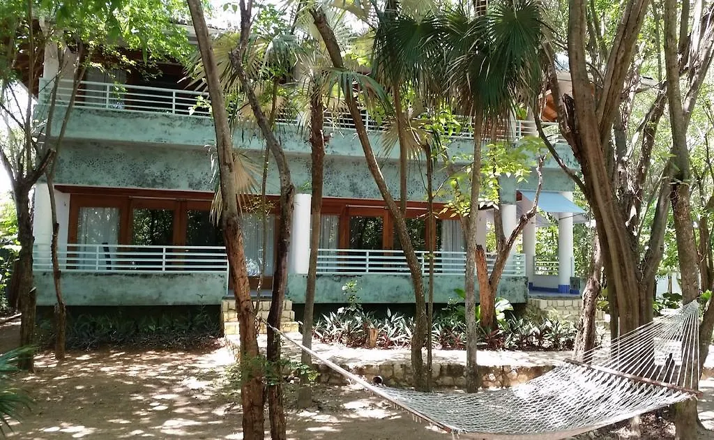 ***  Idle Awhile Cliffs Hotel Negril Jamaica