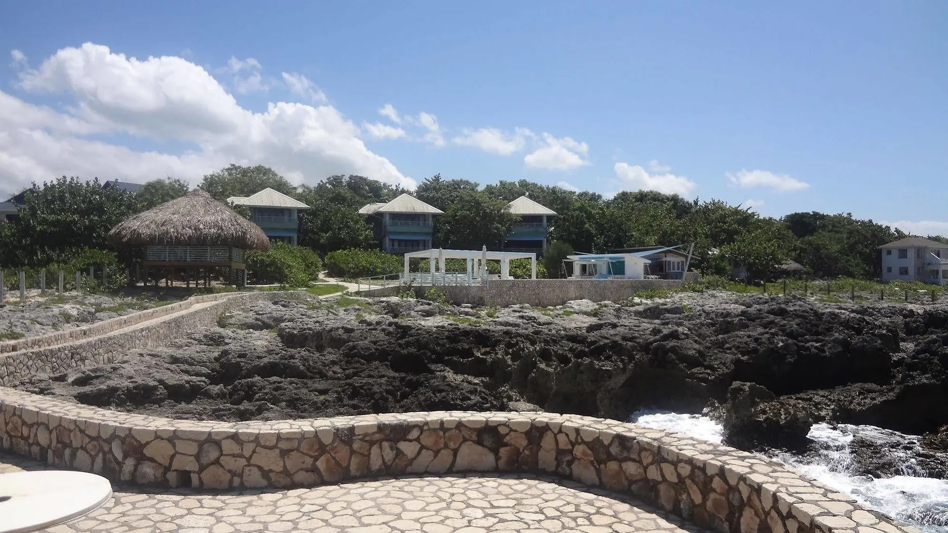 Idle Awhile Cliffs Otel Negril